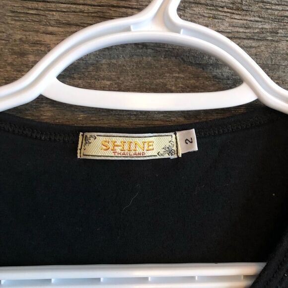 𝅺shine made in Thailand t-shirt size 2 - Picture 4 of 5